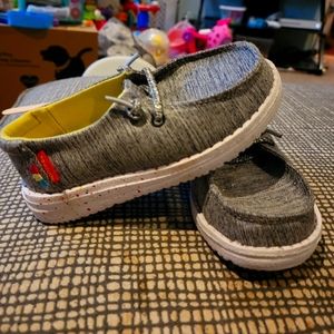 Toddler hey dudes size 8c